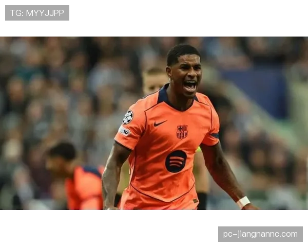 拉菲尼亚：现代左脚边锋的战术角色解析