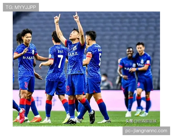 申花中场控不住节奏，问题体现在体系与球员关系，对竞争格局带来影响